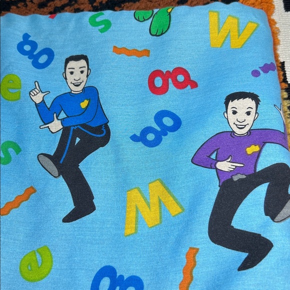 THE WIGGLES blanket!! - Picture 8 of 10